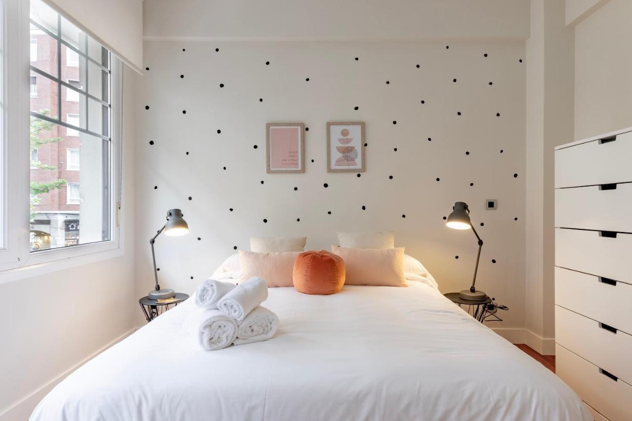 Gran Apartamento Con Estilo En El Centro De Bilbao Exterior photo