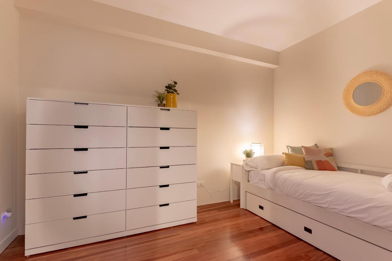 Gran Apartamento Con Estilo En El Centro De Bilbao Exterior photo