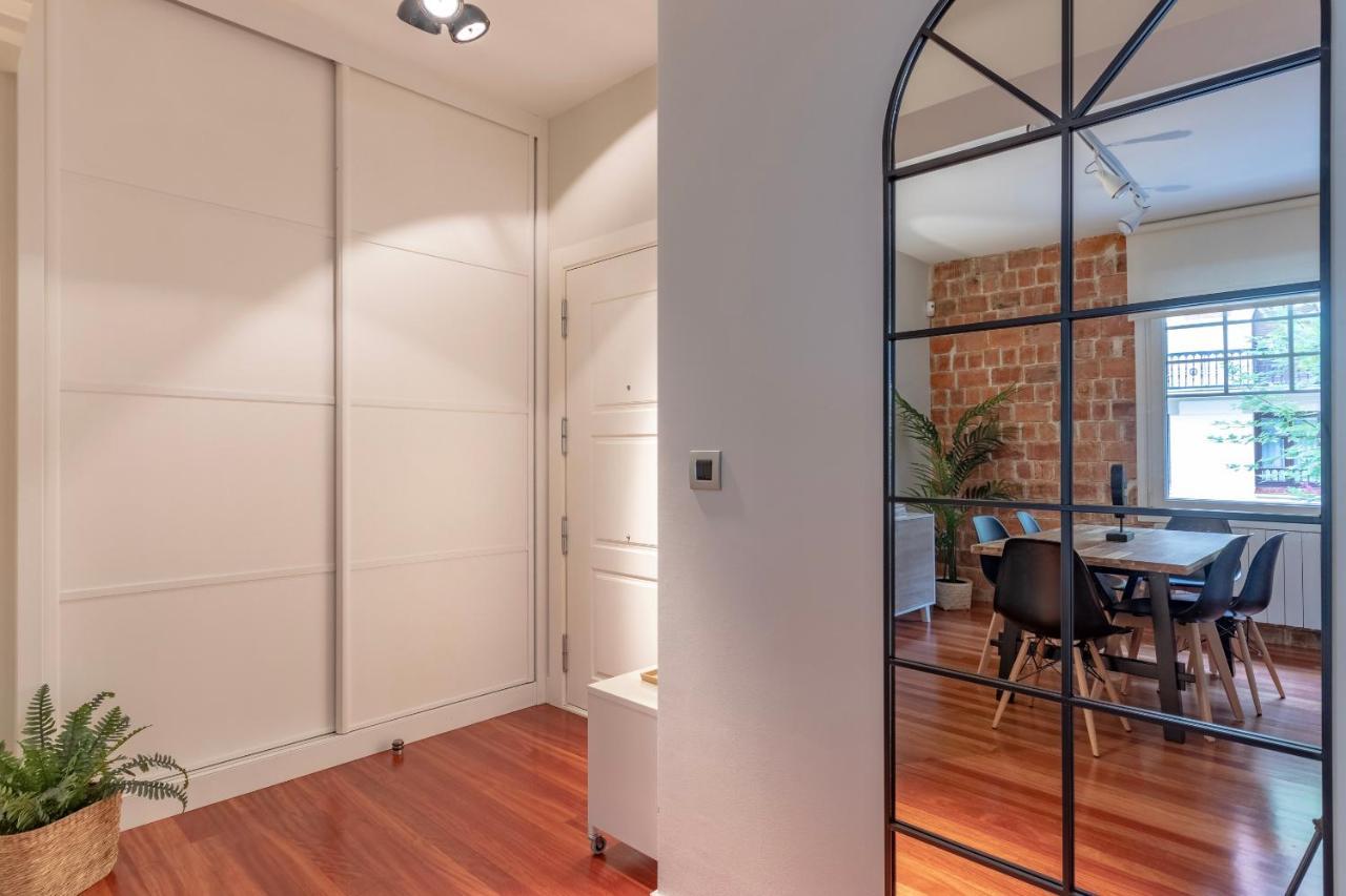 Gran Apartamento Con Estilo En El Centro De Bilbao Exterior photo